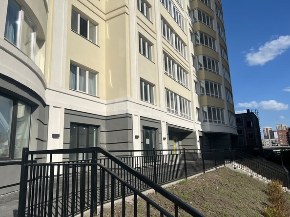 
  Сдается торговая площадь, 56 м², Дуси Ковальчук ул, д. 242
. Фото 1.