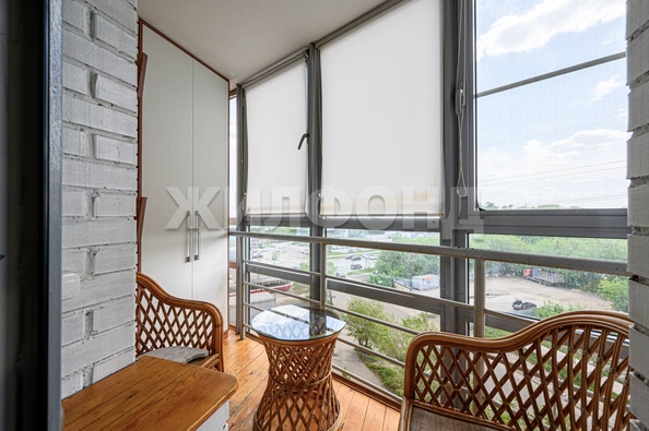 
  Продается 2-комн. квартира, 55.7 м², Есенина ул, д. 67
. Фото 13.