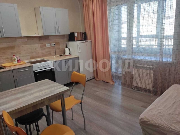 
  Сдается 1-комн. квартира, 36 м², 3-й микрорайон, д. 15
. Фото 4.