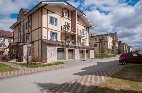 
  Продается 4-комн. квартира, 160.3 м², Кирова ул, д. 350
. Фото 32.