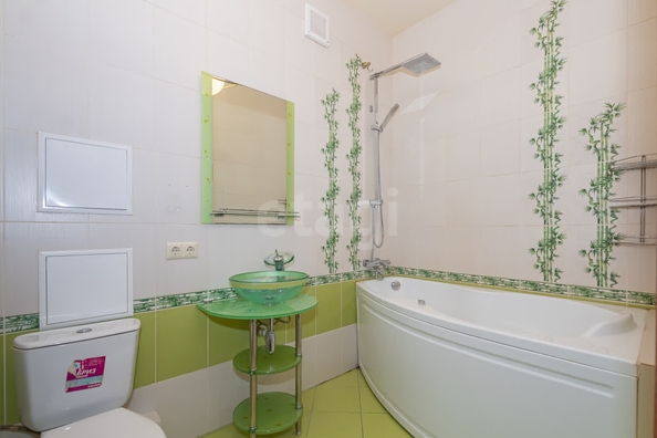 
  Продается 3-комн. квартира, 74.2 м², Героев Труда ул, д. 14
. Фото 2.