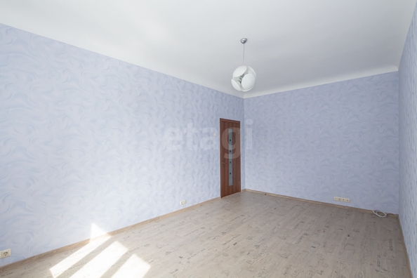 
  Продается 3-комн. квартира, 74.2 м², Героев Труда ул, д. 14
. Фото 6.