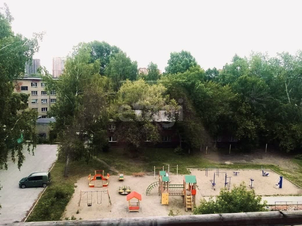 
  Сдается 2-комн. квартира, 44 м², Жуковского ул, д. 107
. Фото 9.