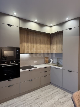 
  Сдается 1-комн. квартира, 46.3 м², Светлановская ул, д. 52/2
. Фото 13.