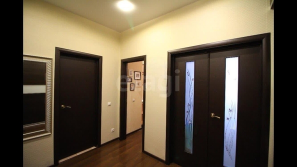 
  Продается 1-комн. квартира, 52 м², Романова ул, д. 55
. Фото 3.