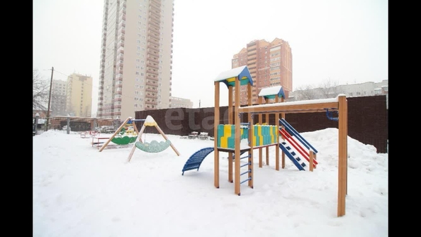
  Продается 1-комн. квартира, 52 м², Романова ул, д. 55
. Фото 6.