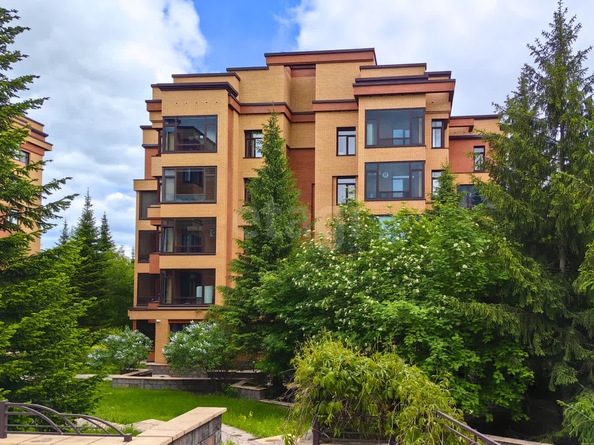 
  Продается 4-комн. квартира, 165 м², Кедровая ул, д. 45
. Фото 37.