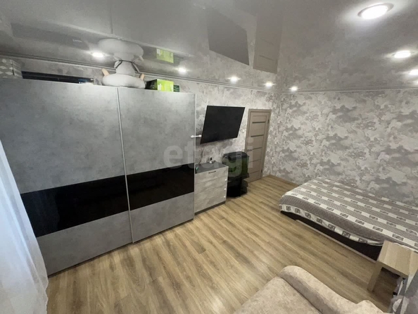 
  Продается 1-комн. квартира, 43 м², Петухова ул, д. 95
. Фото 8.