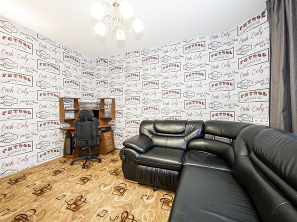 
  Продается 2-комн. квартира, 60.2 м², Красногорская ул, д. 37
. Фото 6.