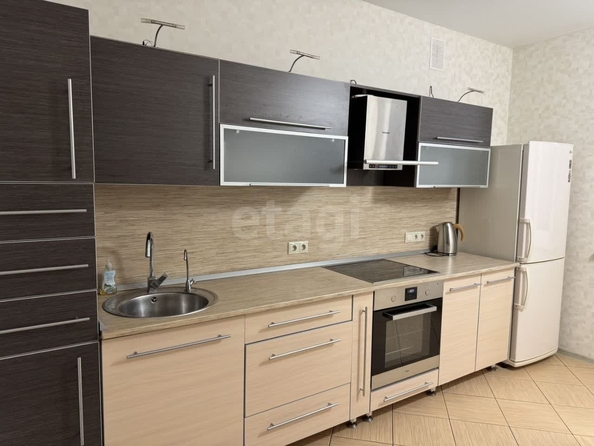 
  Сдается 1-комн. квартира, 41 м², Адриена Лежена ул, д. 10/3
. Фото 2.