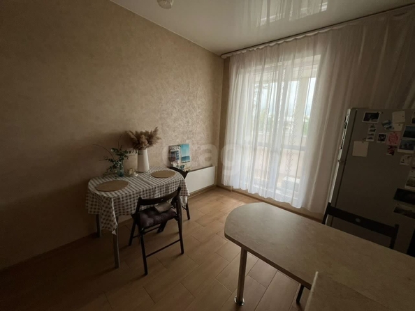 
  Продается 1-комн. квартира, 37.4 м², Залесского ул, д. 2/4
. Фото 6.