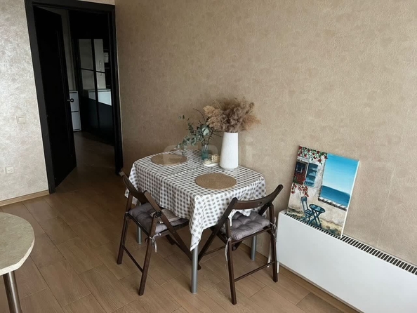 
  Продается 1-комн. квартира, 37.4 м², Залесского ул, д. 2/4
. Фото 10.