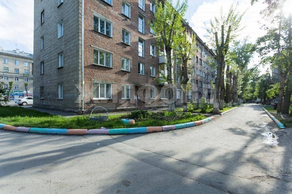 
  Продается 1-комн. квартира, 33.6 м², Титова ул, д. 16
. Фото 8.