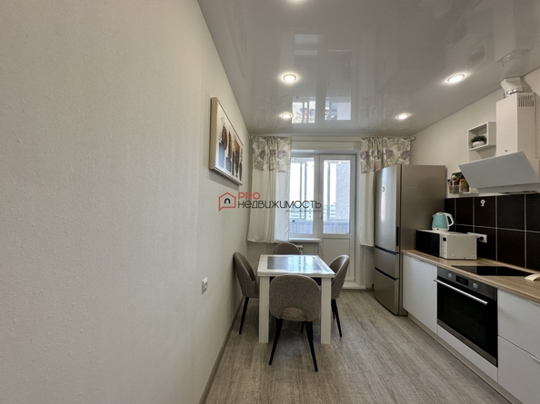 
  Продается 3-комн. квартира, 89.9 м², ЖК 25 лет октября, дом 2
. Фото 6.