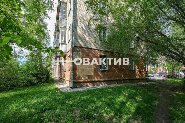 
  Продается 2-комн. квартира, 40.6 м², Строителей пр-кт, д. 1
. Фото 6.