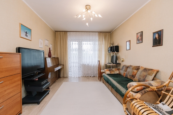 
  Продается 3-комн. квартира, 63.8 м², Громова ул, д. 7
. Фото 2.