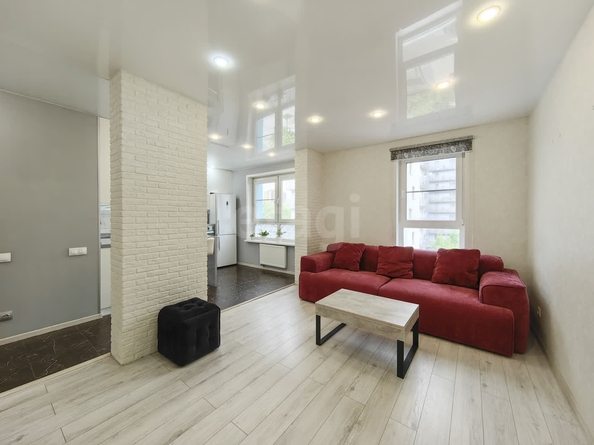 
  Продается 3-комн. квартира, 72 м², Дунаевского ул, д. 14
. Фото 4.