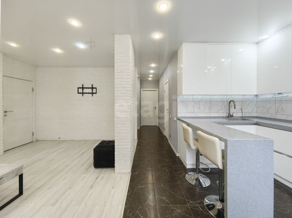 
  Продается 3-комн. квартира, 72 м², Дунаевского ул, д. 14
. Фото 10.