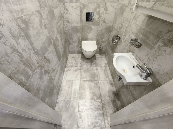 
  Продается 3-комн. квартира, 72 м², Дунаевского ул, д. 14
. Фото 24.