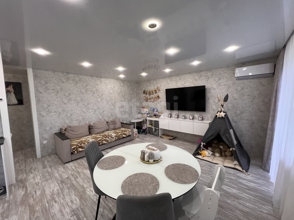 
  Продается 2-комн. квартира, 49.6 м², 2-й кв-л, д. 8
. Фото 3.