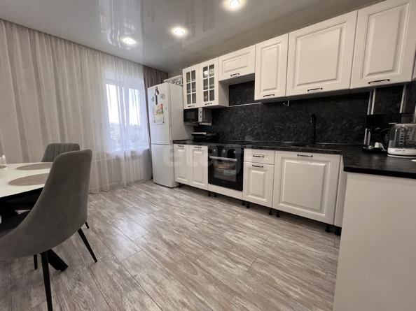 
  Продается 2-комн. квартира, 49.6 м², 2-й кв-л, д. 8
. Фото 12.