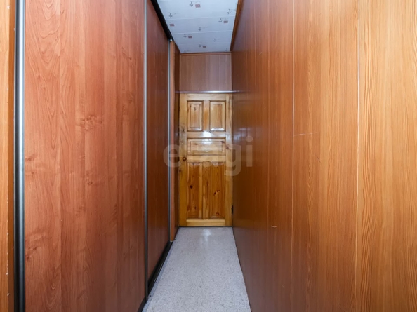 
  Продается 2-комн. квартира, 42 м², Семьи Шамшиных ул, д. 83
. Фото 21.