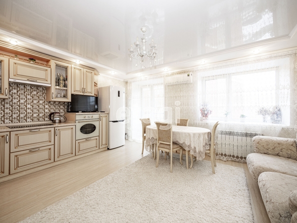 
  Продается 1-комн. квартира, 43.9 м², Кубовая ул, д. 115
. Фото 2.