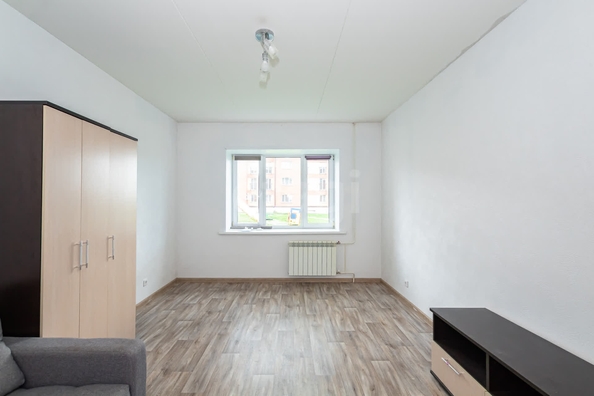
  Продается 1-комн. квартира, 39.7 м², Солнечная ул, д. 1/2
. Фото 2.
