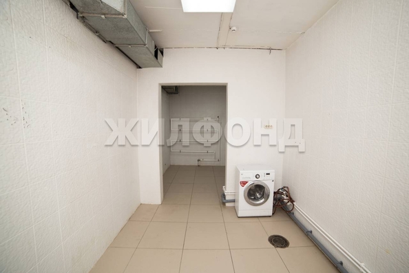 
  Продается 3-комн. квартира, 153.6 м², 2-й (4 мкр.) кв-л, д. 246
. Фото 7.