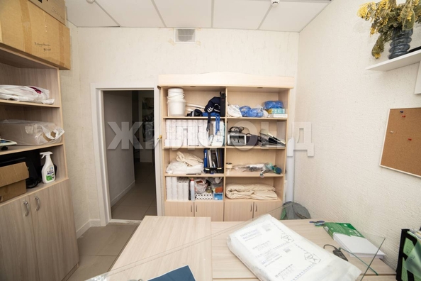 
  Продается 3-комн. квартира, 153.6 м², 2-й (4 мкр.) кв-л, д. 246
. Фото 12.