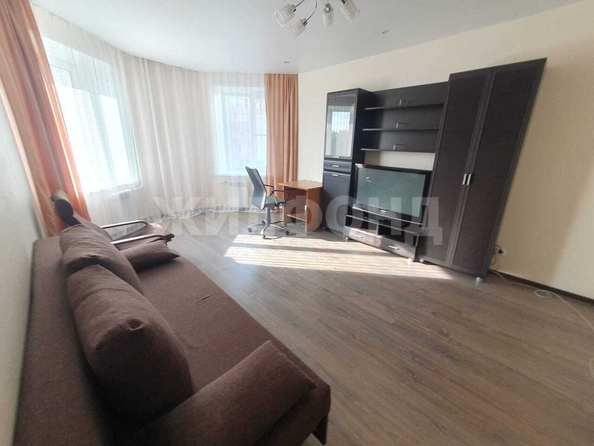 
  Сдается 1-комн. квартира, 60 м², Рассветная ул, д. 8
. Фото 3.