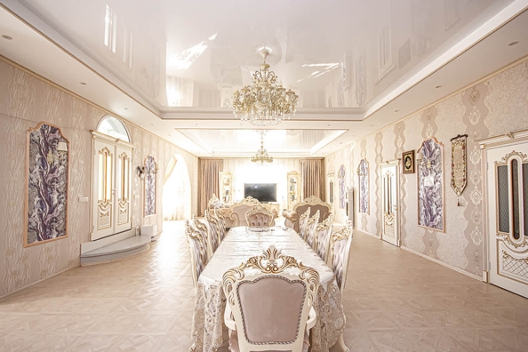 
  Продается дом, 590 м², коттеджный поселок Удачный
. Фото 1.