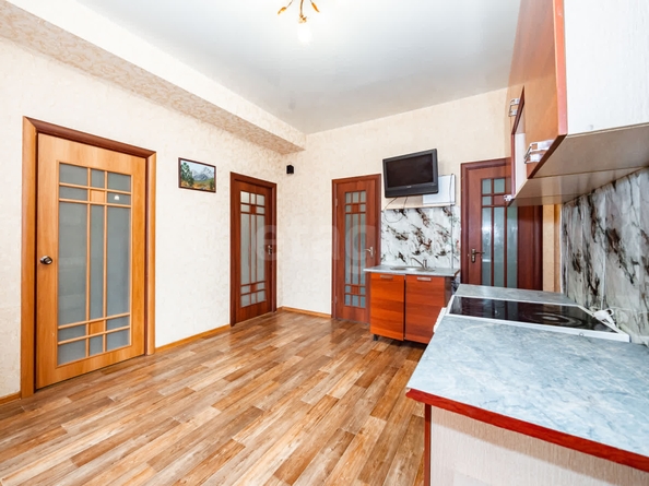 
  Продается 3-комн. квартира, 55.5 м², Красный пр-кт, д. 74
. Фото 8.
