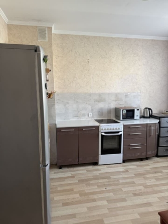 
  Сдается 1-комн. квартира, 42 м², Виталия Потылицына ул, д. 11
. Фото 2.