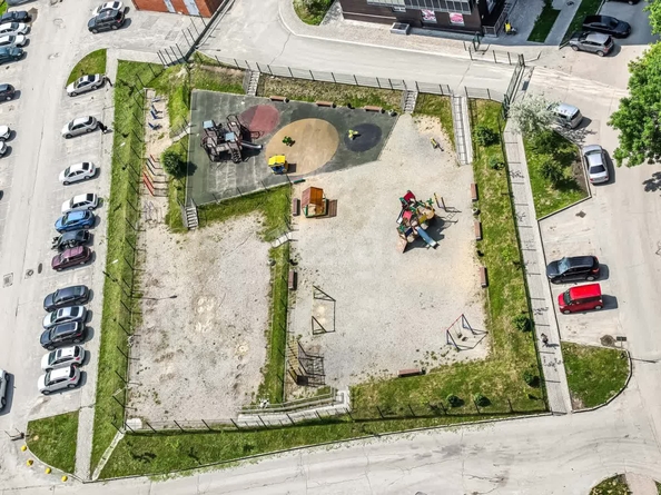 
  Продается 2-комн. квартира, 67 м², Танковая ул, д. 36
. Фото 33.