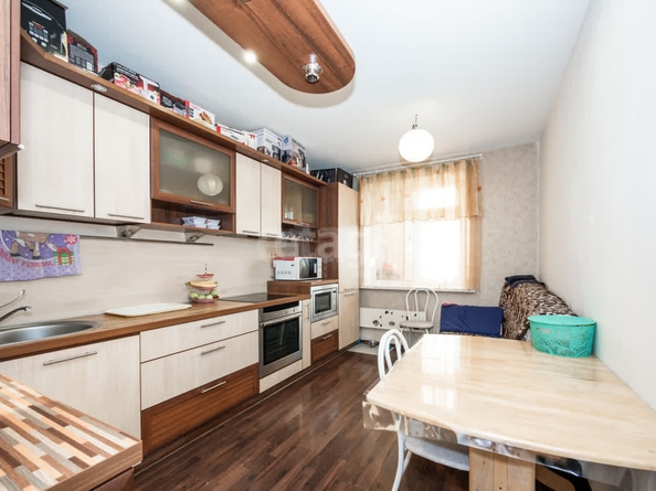 
  Продается 2-комн. квартира, 59.7 м², Гребенщикова ул, д. 12
. Фото 2.