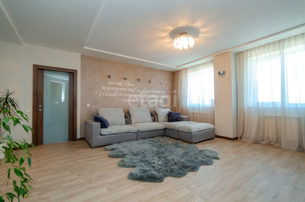 
  Продается 3-комн. квартира, 90.4 м², Некрасова ул, д. 35
. Фото 7.