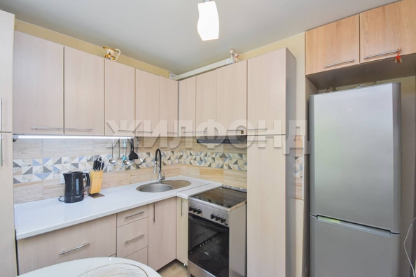 
  Продается 2-комн. квартира, 42 м², Владимировская ул, д. 1
. Фото 7.