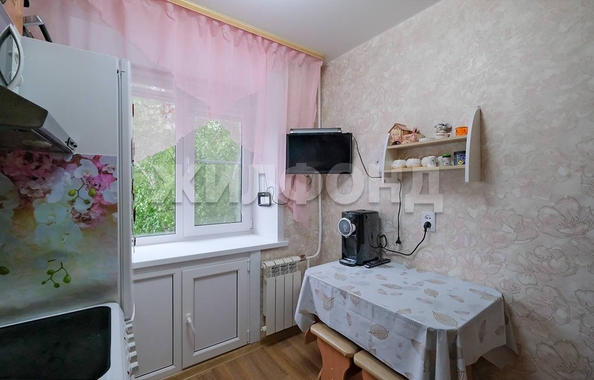 
  Продается 2-комн. квартира, 43.8 м², Невельского ул, д. 63
. Фото 12.