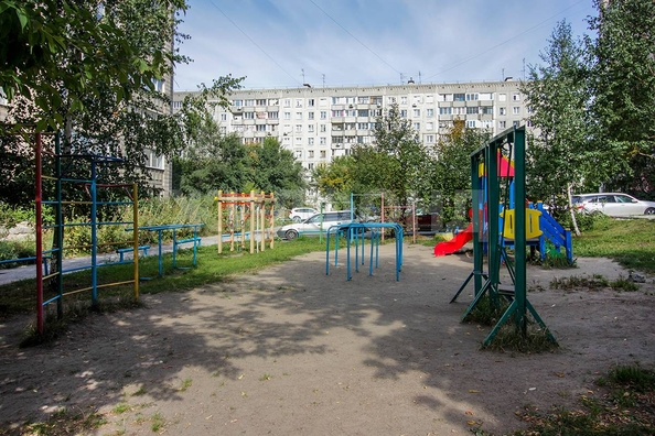 
  Продается 3-комн. квартира, 60 м², Бориса Богаткова ул, д. 194/4
. Фото 9.