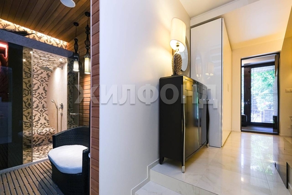 
  Продается 4-комн. квартира, 224.3 м², Кедровая ул, д. 43/4
. Фото 5.