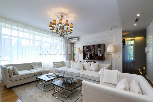 
  Продается 4-комн. квартира, 224.3 м², Кедровая ул, д. 43/4
. Фото 17.