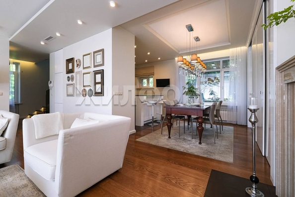
  Продается 4-комн. квартира, 224.3 м², Кедровая ул, д. 43/4
. Фото 22.
