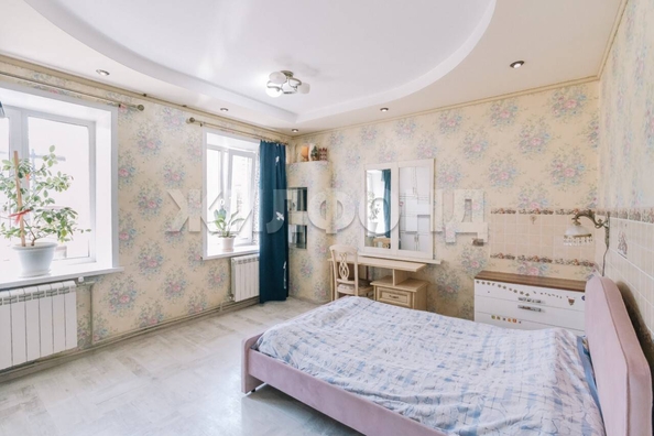 
  Продается дом, 398 м², Новосибирск
. Фото 4.