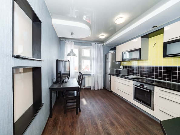 
  Сдается 2-комн. квартира, 53 м², Рябиновая ул, д. 10/1
. Фото 3.
