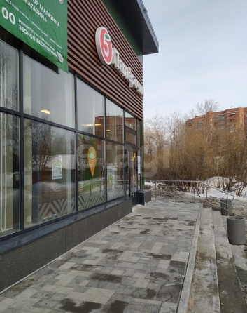 
  Продается готовый бизнес, 732 м², 2-я Обская ул, д. 19
. Фото 4.