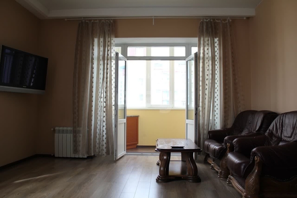 
  Сдается 3-комн. квартира, 110 м², Максима Горького ул, д. 85
. Фото 3.