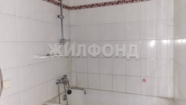 
  Продается 1-комн. квартира, 29.1 м², Красный пр-кт, д. 98
. Фото 7.