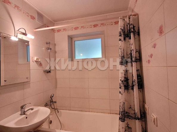 
  Продается 2-комн. квартира, 43.4 м², Красный пр-кт, д. 59
. Фото 10.