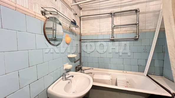 
  Продается 2-комн. квартира, 55.9 м², Димитрова пр-кт, д. 18
. Фото 9.